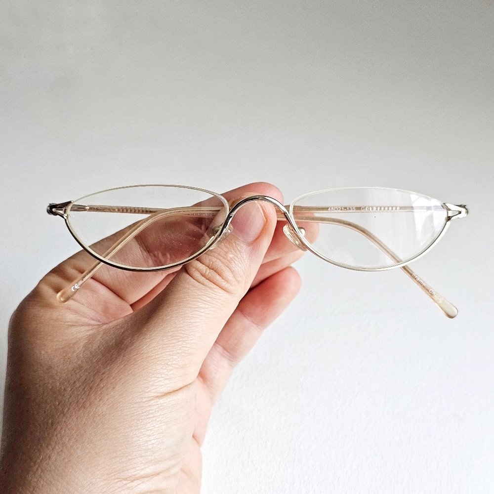 Rare DVF 1584 Gold Cat-Eye Eyeglasses Frames 48-21-135 Y2K Semi-Rimless